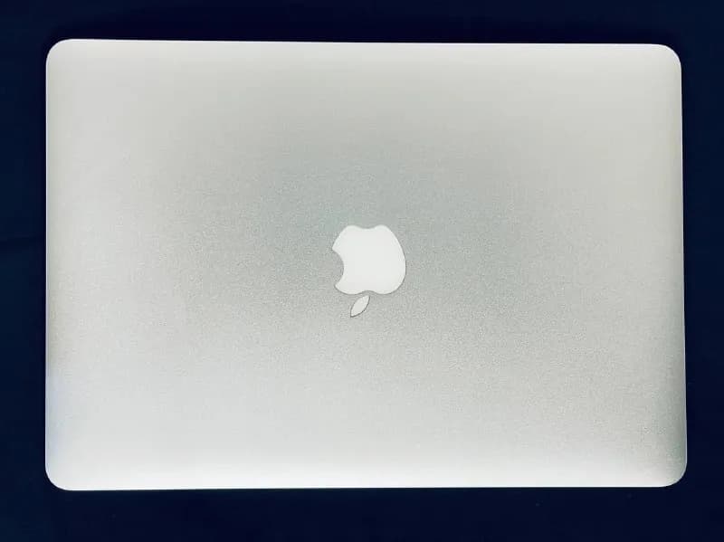 MacBook Air (13-inch, Mid 2013) в хорошем состоянии. 750 GEL — Тбилиси — 750 ₾