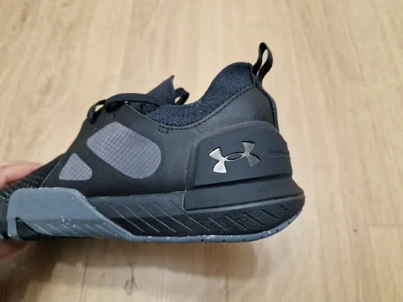 Кроссовки Under Armour новые — Тбилиси — 300 ₾