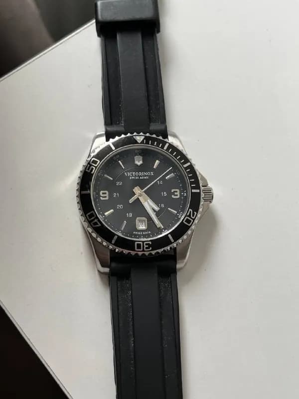 часы Victorinox — Тбилиси — 500 ₾