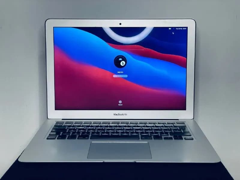 MacBook Air (13-inch, Mid 2013) в хорошем состоянии. 750 GEL — Тбилиси — 750 ₾
