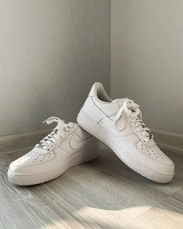 Nike (оригинал). Заказывались на FARFETCH и доставлялись из США 🇺🇸 К сожалению, пришел не тот разм — Тбилиси — 200 ₾