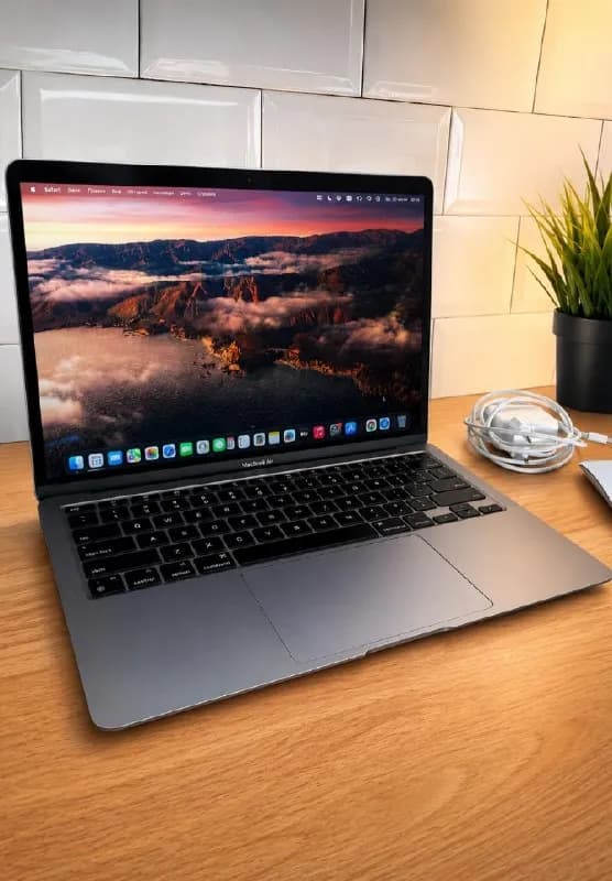 Apple macbook air m1 в идеальном состоянии 500 долларов — Батуми