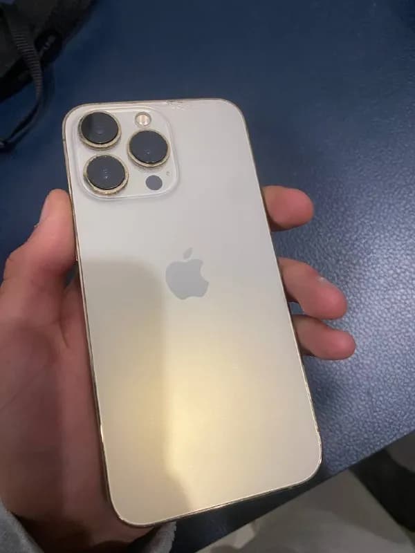 iPhone 13 Pro — Батуми — 550 ₾