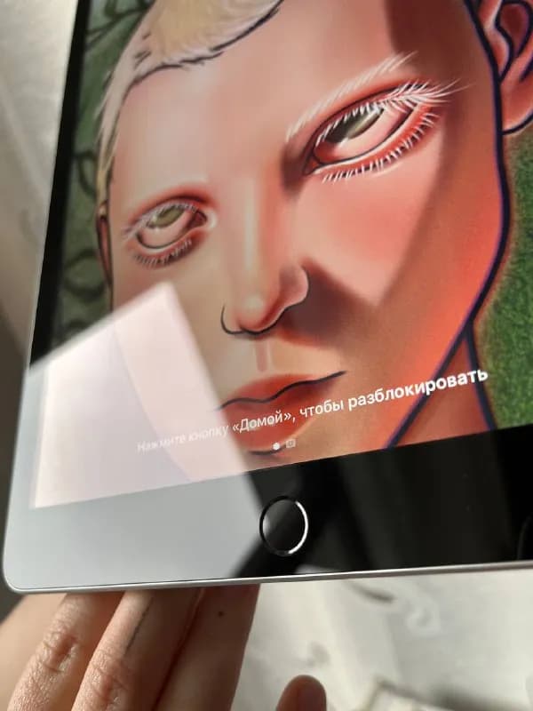 iPad 10.2 (9-го поколения) Silver, 256гб, Wi-fi. + Apple Pencil + чехол. Полный комплект с зарядкой, — Тбилиси — 1 600 ₾