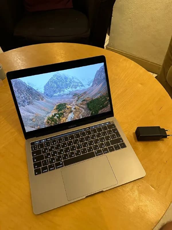 MacBook Pro 13» 2016 г Touch Bar — Тбилиси — 750 $