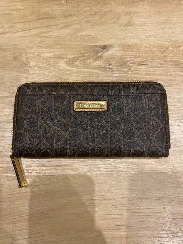 Кошелёк Calvin Klein — Тбилиси — 150 ₾