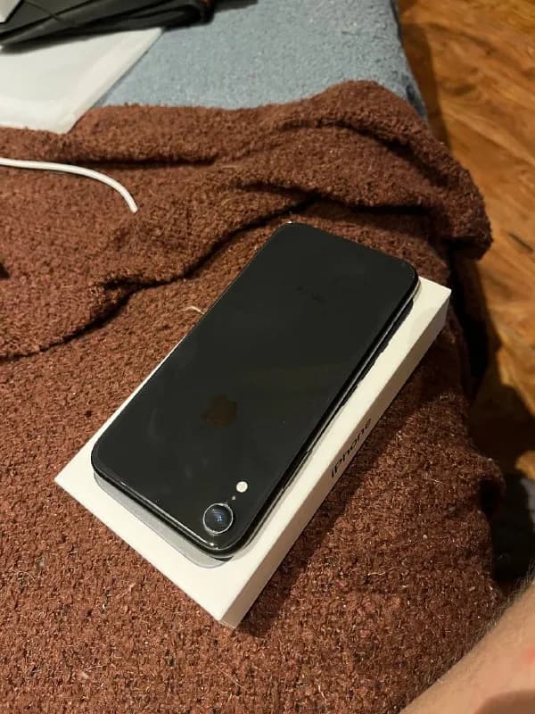 iPhone XR 64GB — Тбилиси — 620 ₾