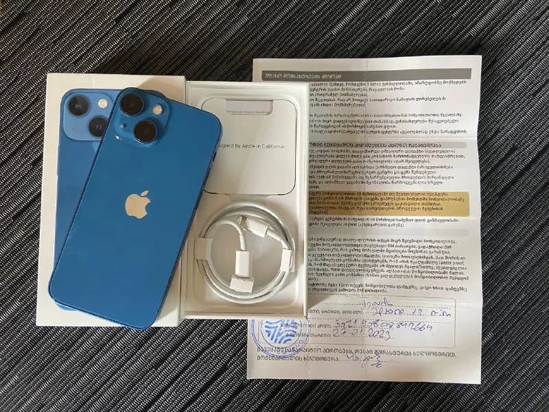 iPhone 13 mini 128, куплен 1 месяц назад, есть гарантия еще 11 месяцев — Тбилиси — 1 650 ₾