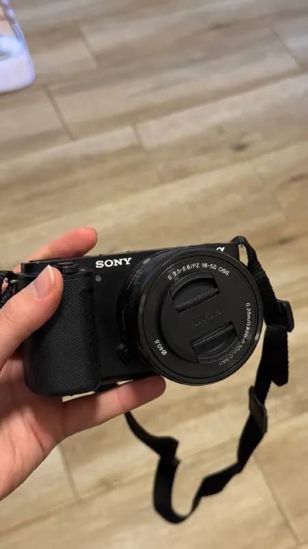 Sony ZV-E10. — Батуми — 2 000 ₾