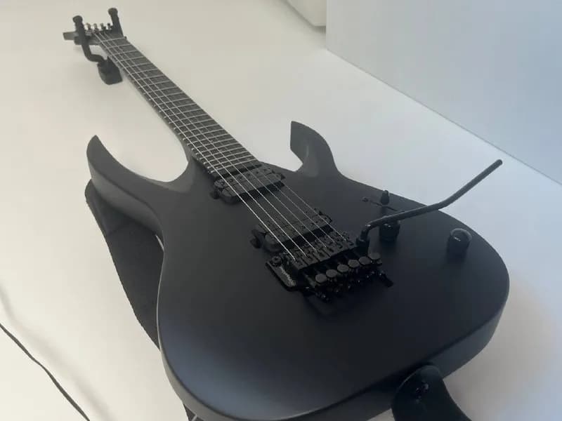 Electric Guitar Solar — Батуми — 800 ₾