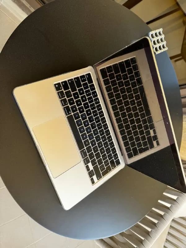 MacBook Air 13» M2 | 16GB | 512GB — состояние идеал — Батуми — 3 200 ₾