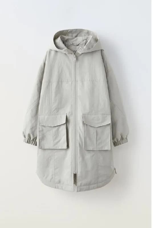 Zara, на рост 120 (5-7 лет) защита от ветра и дождя, вид, как на картинке, другие фото могу в личные — Батуми — 55 ₾