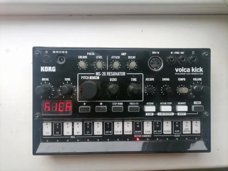korg volca kick, в хорошем состоянии, в коробке — Тбилиси — 300 ₾