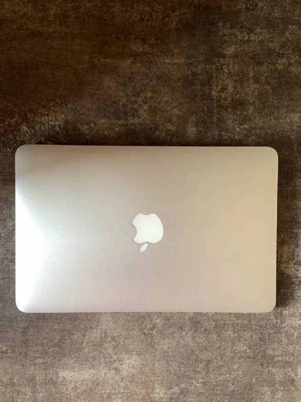 Macbook Air 2014 11' 256gb 8gb Ram — Тбилиси — 850 ₾