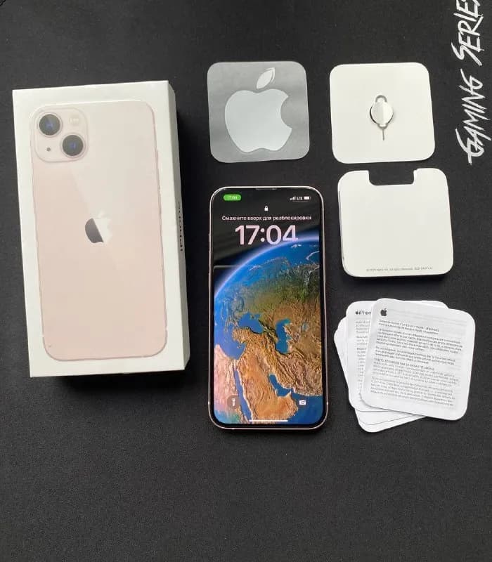 iPhone 13 128гб розового цвета. С первого дня в чехле и под защитным стеклом. Состояние идеальное, е — Тбилиси — 1 900 ₾