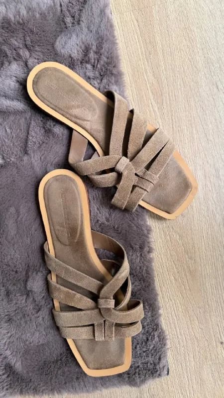 Stradivarius🤎 — Тбилиси — 60 ₾