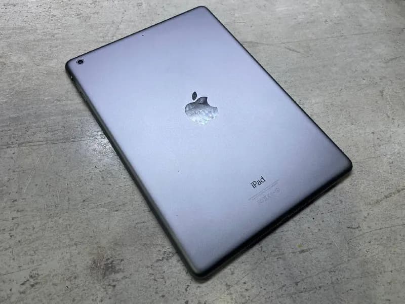iPad Air — Тбилиси — 350 ₾
