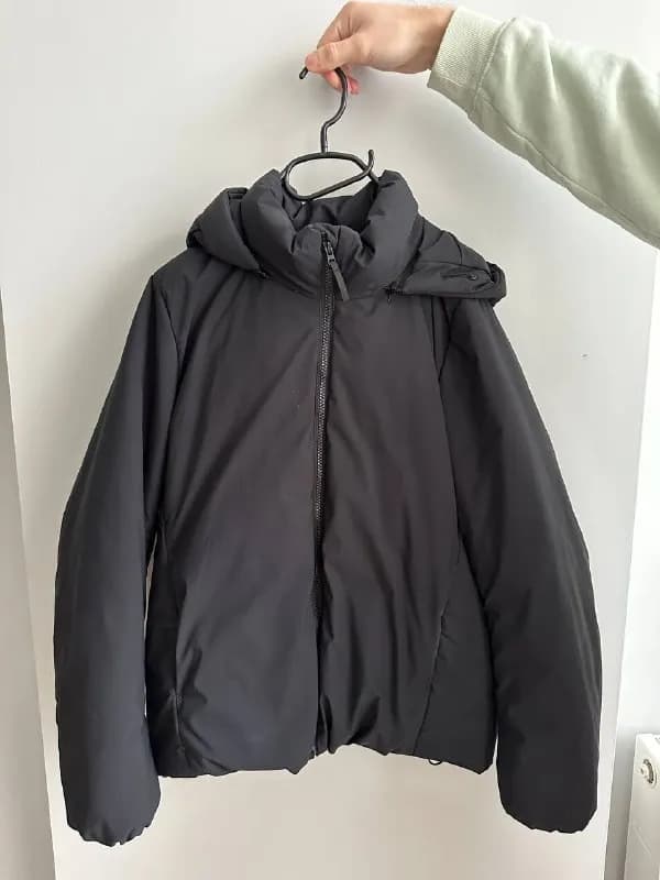Женский пуховик Uniqlo размер М — Тбилиси — 80 ₾