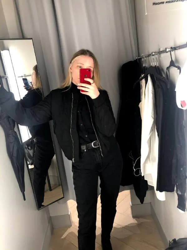 1. Бомбер Pull&Bear, размер S/M, 30 лари. — Тбилиси — 30 ₾
