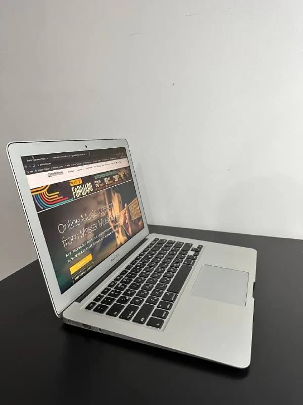 macbook air 2015 year — Тбилиси — 600 ₾