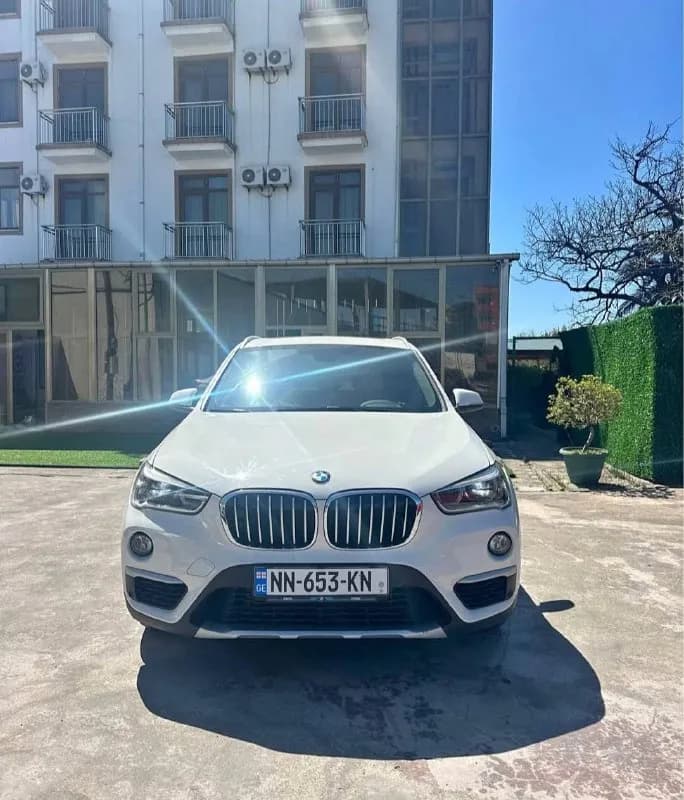 2016 bmw X1 147.000 km — Батуми