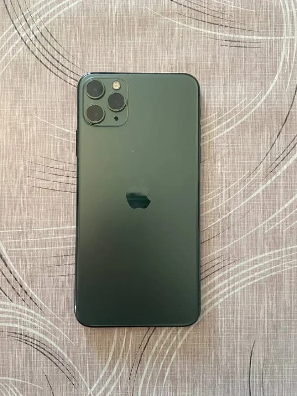 iPhone 11 Pro Max 256 gb в идеальном состоянии, как новый, не вскрывался, все оригинальное — Тбилиси — 1 250 ₾