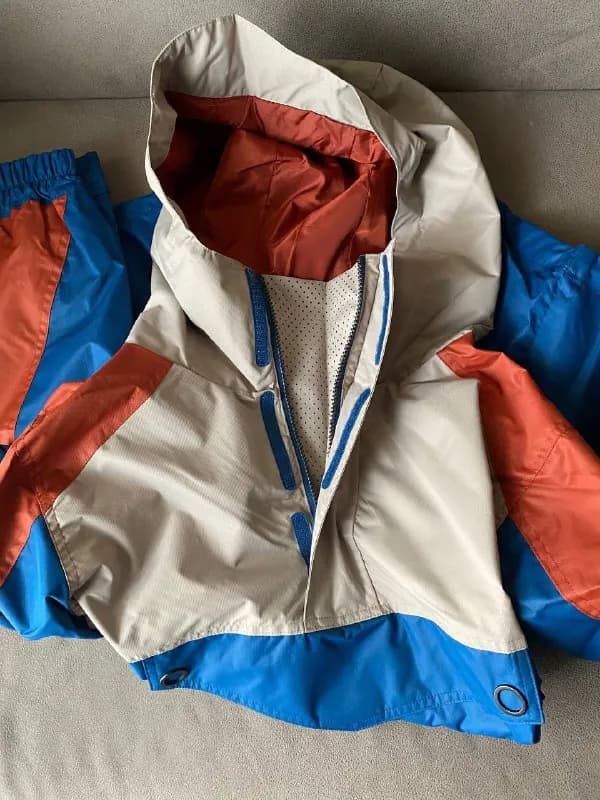 Swiss Tech. — Тбилиси — 100 ₾