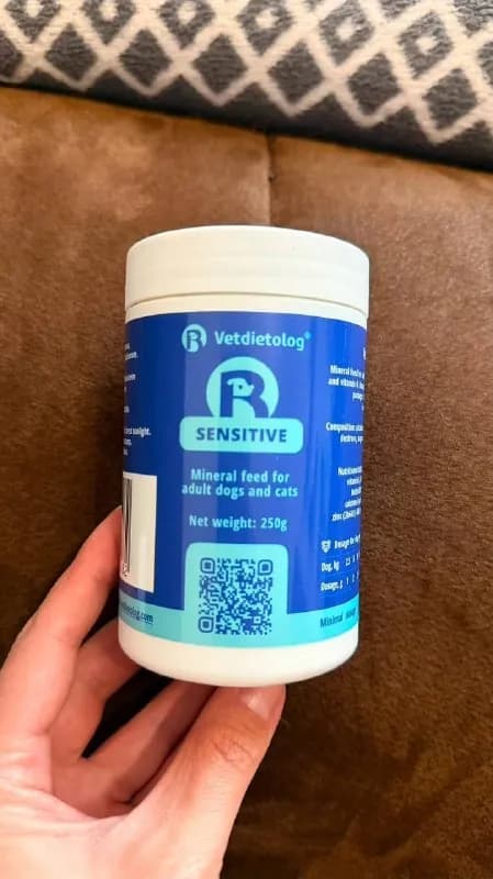 Vetdietolog Sensitive 250 г новая — Тбилиси — 250 ₾