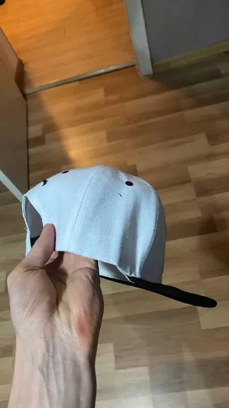 2 кепки, немного не подошли по форме головы (подарок) — Тбилиси — 45 ₾