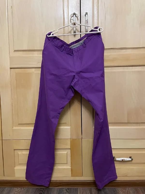 1. Продаю брюки Tommy Hilfiger. Состояние- полностью новые, 0 носок. Размер 36×36. Брюки прямого кро — Тбилиси — 40 ₾
