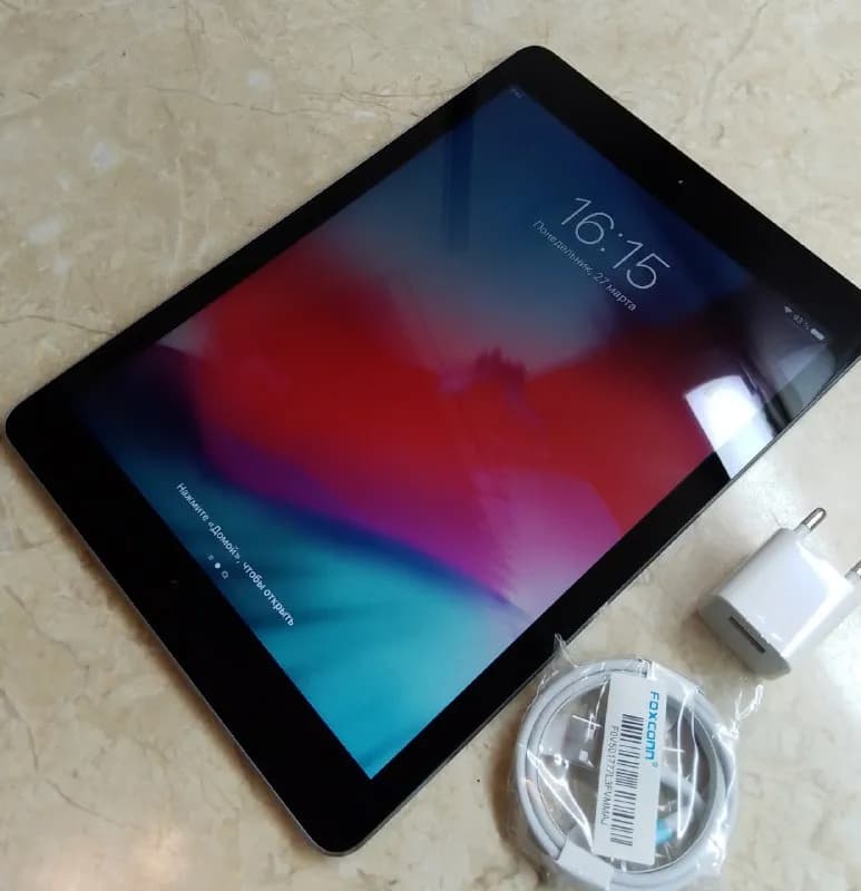 iPad Air 64Gb. Хорошее состояние. Цена 400л. Пишите в личку. — Тбилиси — 400 ₾