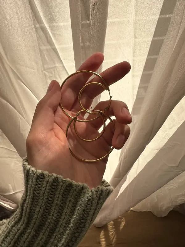 1. Серьги MLFM 6000₽ 30 лари — Тбилиси — 6 000 ₾