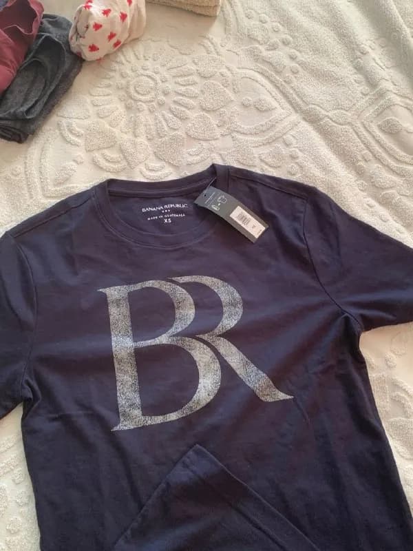 Banana Republic T-shirt ✔️ — Тбилиси — 50 ₾