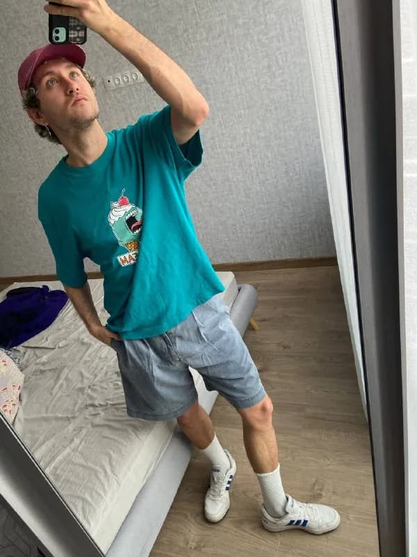 XL size •20₾ 👕 VANS футболка M size •25₾ — Тбилиси — 20 ₾