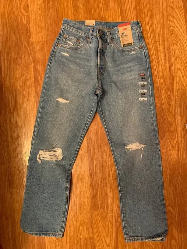 Levi’s новые, заказывала из США, не подошел размер. — Тбилиси — 150 ₾