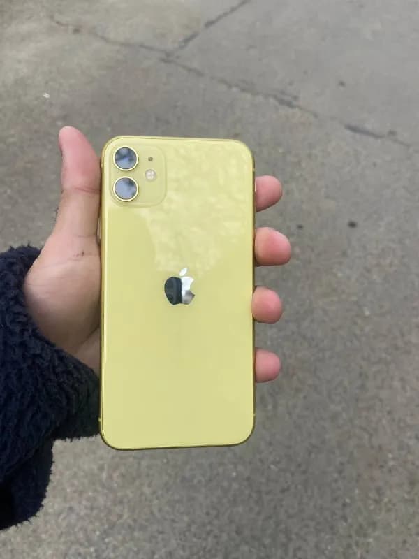 iPhone 11 64 gb — Тбилиси — 690 ₾