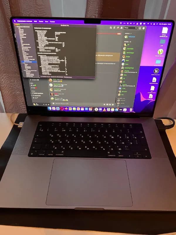Apple MacBook Pro 16» на базе M1 в идеальном состоянии, продаю срочно, возможен торг — Тбилиси