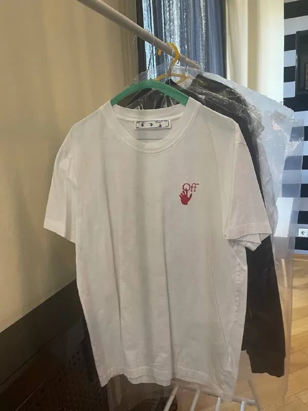 Off-White оригинал, мужская одежда. Размеры S и L. Сами не стирали, только химчистка. Состояние от — Тбилиси
