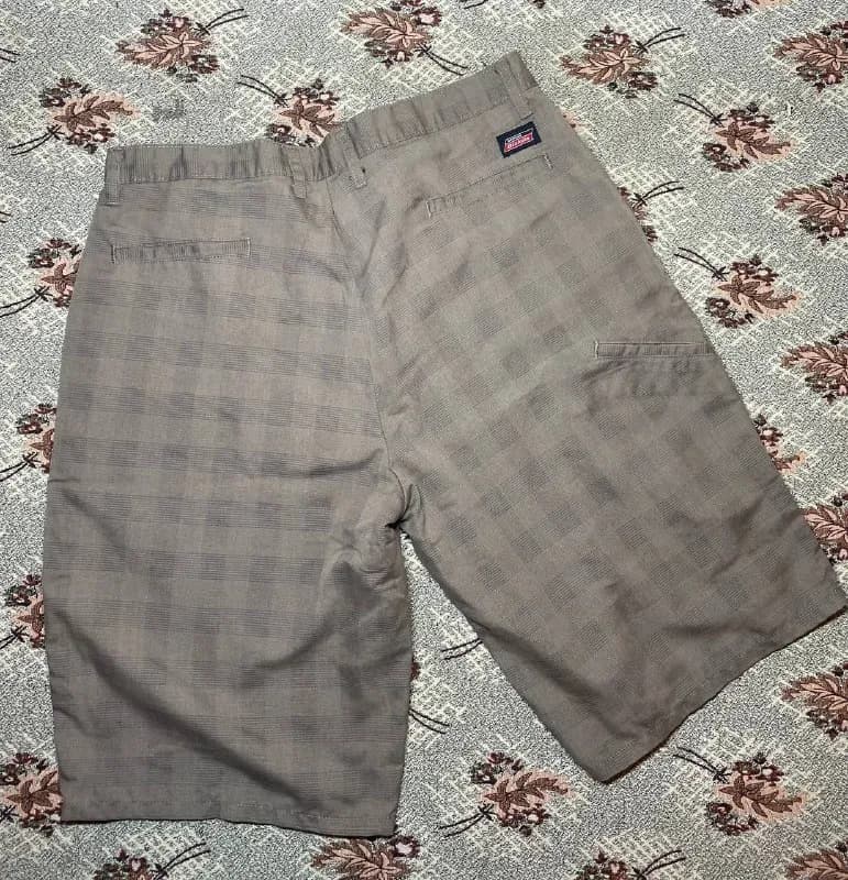 1 Dickies шорты, 36 размер, 65 лари — Тбилиси — 65 ₾