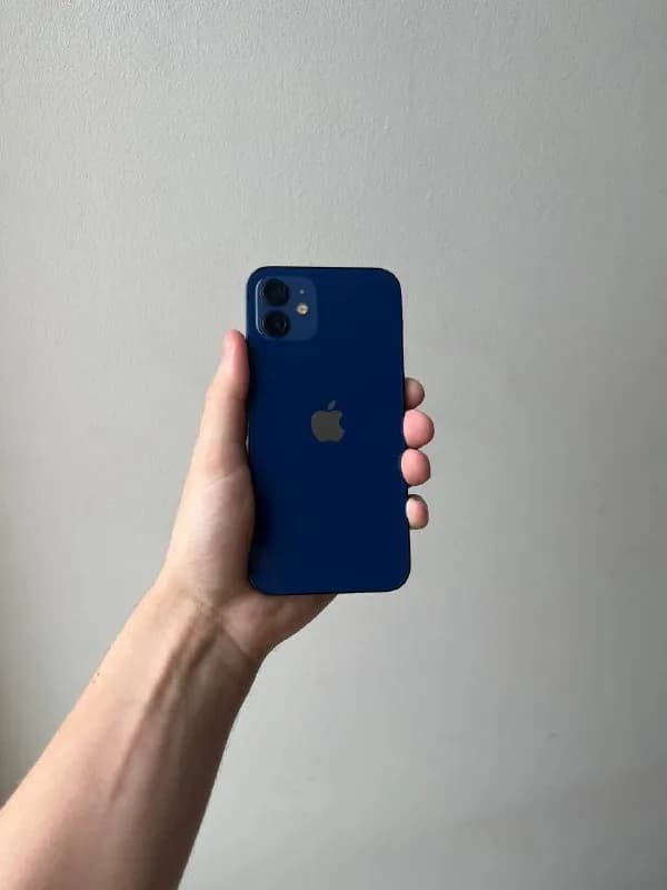 iPhone 12, 64гб, рст. — Тбилиси — 1 300 ₾