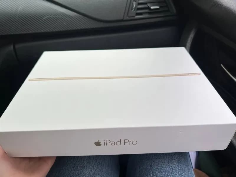 ipad pro 2015 12.9inch 128gb 500 лари — Тбилиси — 500 ₾