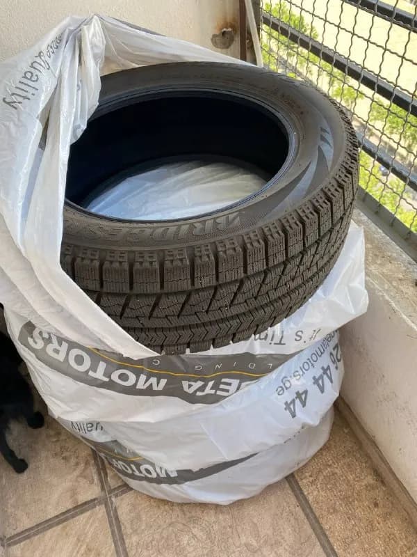 Всесезонная резина Blizzak VRX 205/55 R16 — Тбилиси — 800 ₾