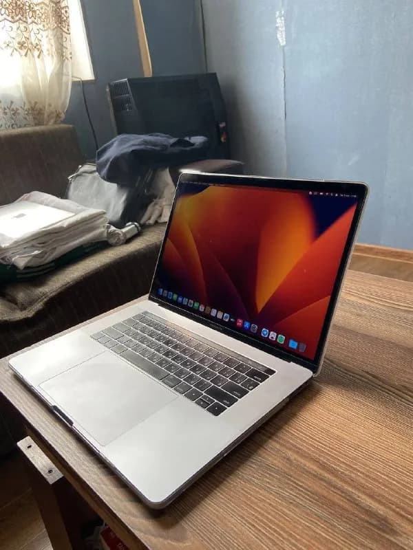 MacBook Pro 15 2017 — Тбилиси — 1 550 ₾