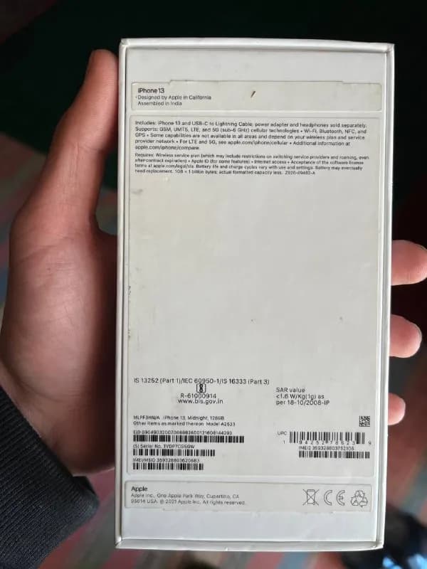 iPhone 13 128gb в идеальном состоянии со всеми комплектующими и гарантийными доками, куплен 3 месяца — Тбилиси