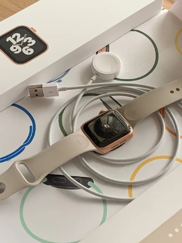 Apple Watch SE 40 mm — Тбилиси — 400 ₾