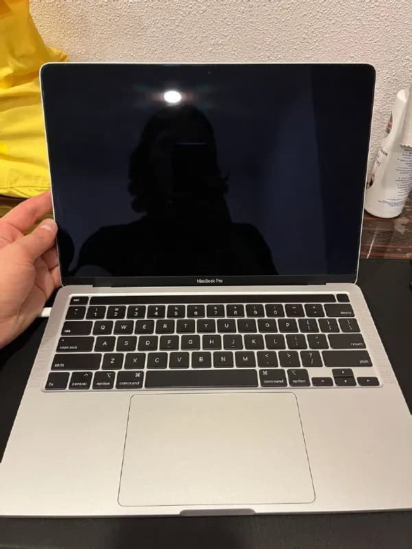 MacBook Pro [телефон]gb 512gb 3100 лари — Тбилиси — 3 100 ₾