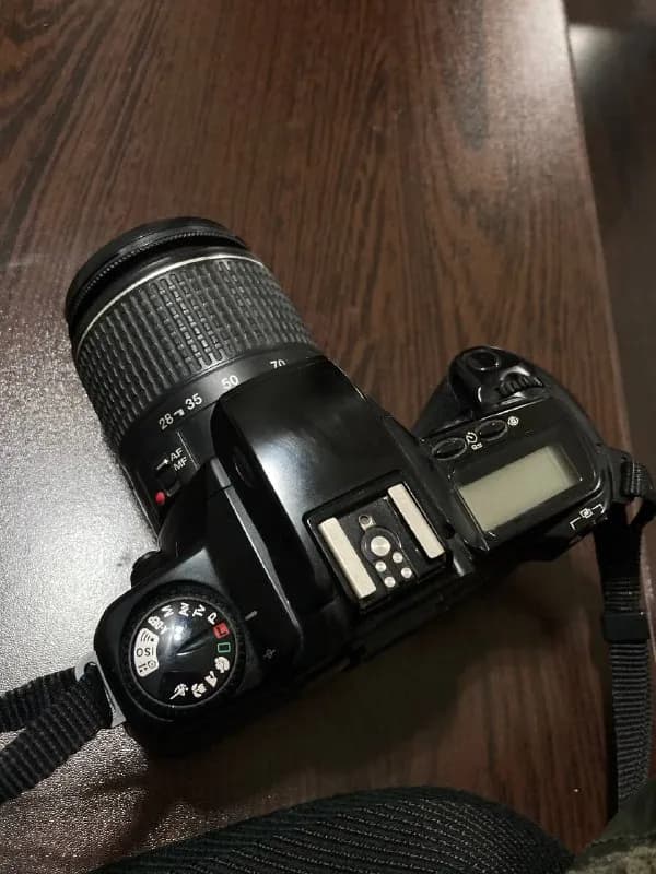 Canon EOS 3000. — Тбилиси — 50 $