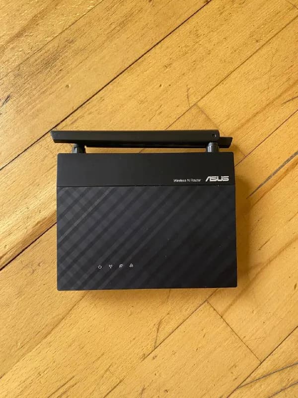ASUS RT-N12E — Тбилиси — 40 ₾
