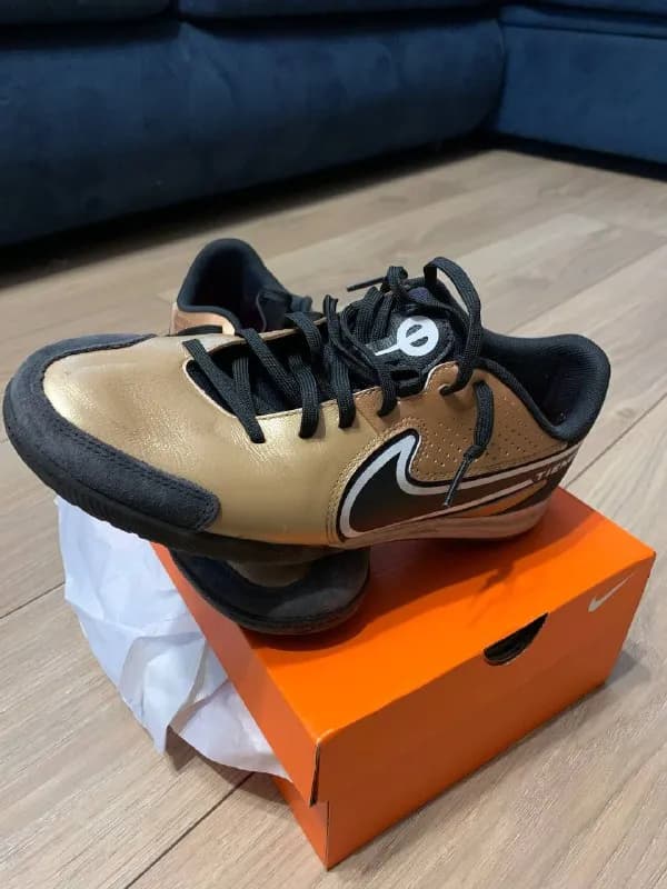 Nike, но к большому сожалению не подошли по размеру — Тбилиси — 150 ₾