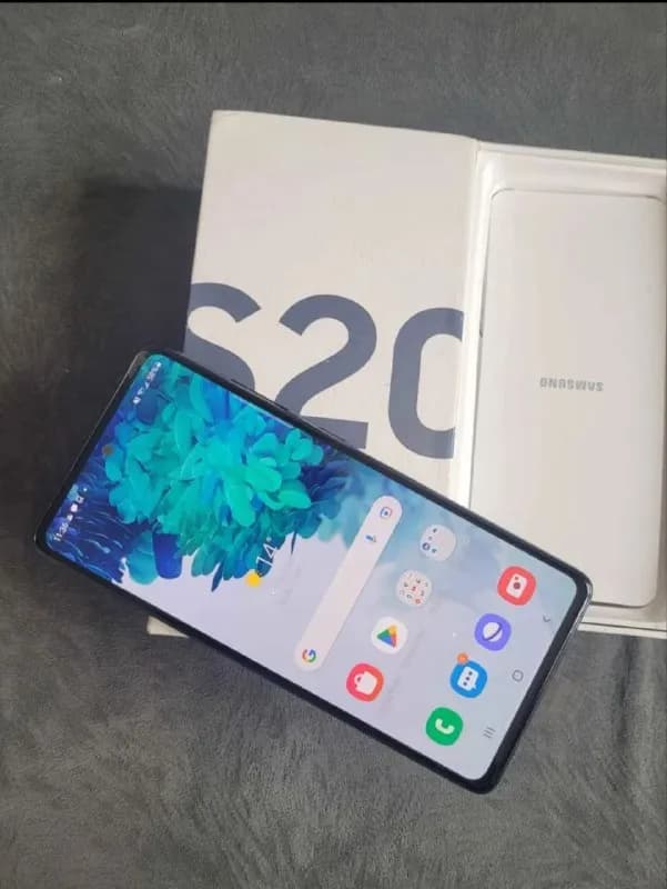 Samsung s20fe. 6/128GB. — Тбилиси